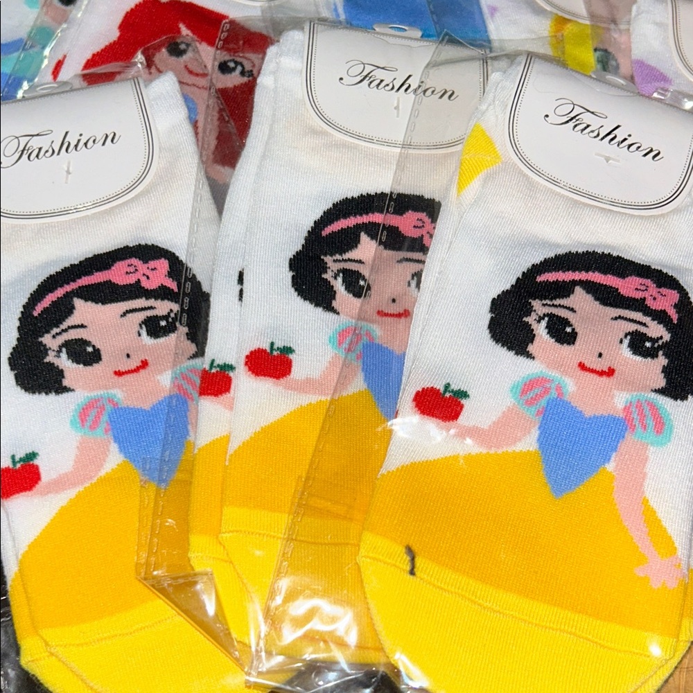 Colorful Princess Character Socks Set - Picture 2 of 6